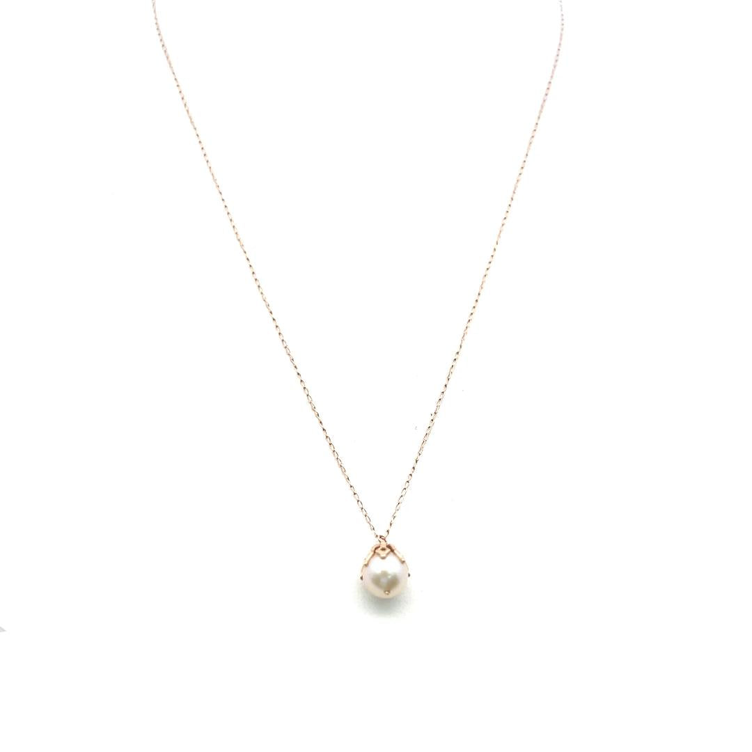 Vintage 14 Karat Yellow Gold Pendant Necklace 1.38 Grams 7.74MM Pearl