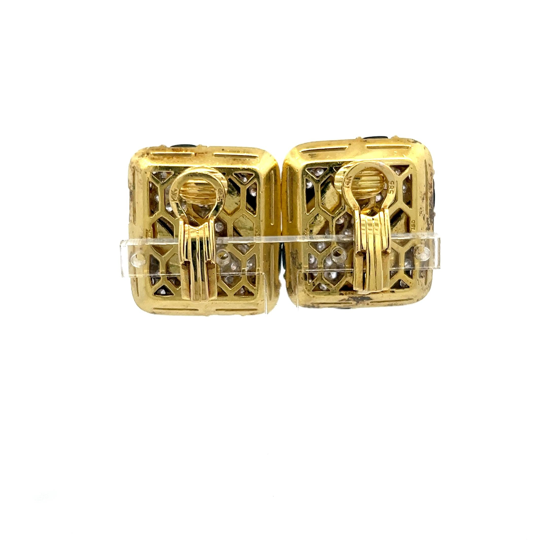 18K Yellow Gold Clip On Earrings with 2.5 Carat Round G VS Diamonds 33.62 Grams