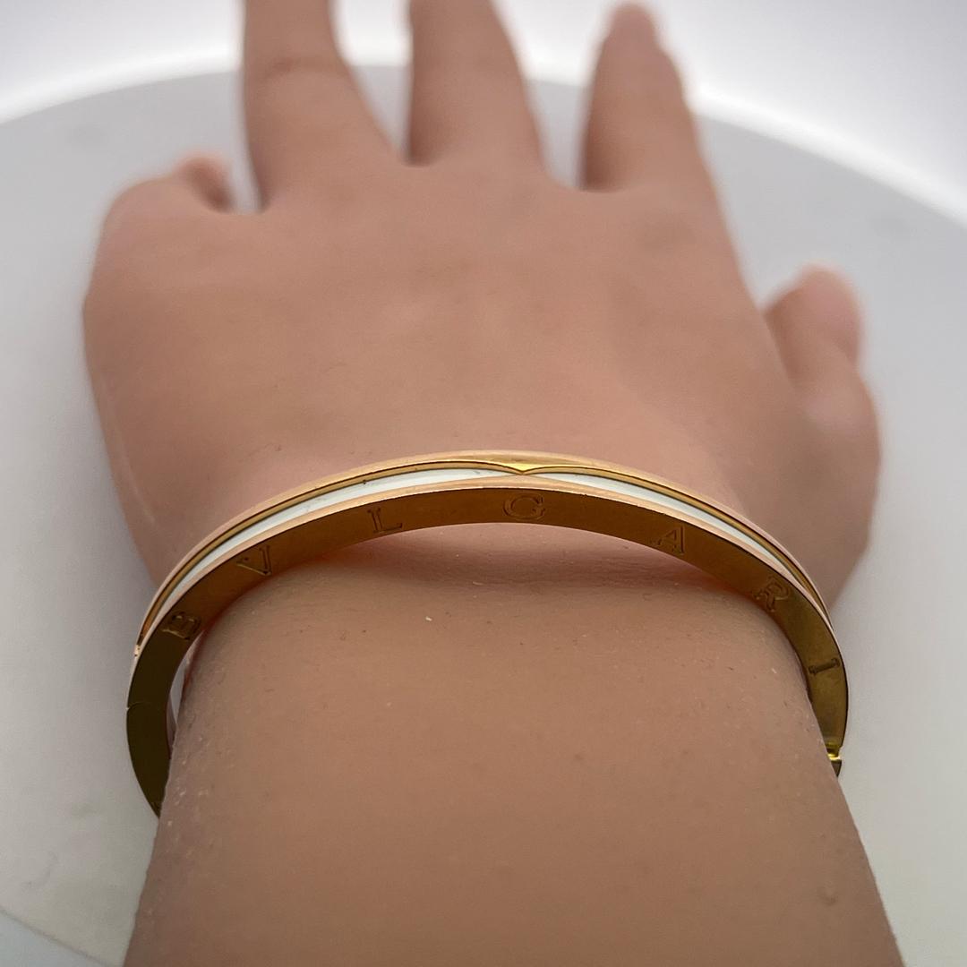 Bvlgari Vintage 18 Karat Yellow Gold Bangle Bracelet 27.31 Grams Size 5.75