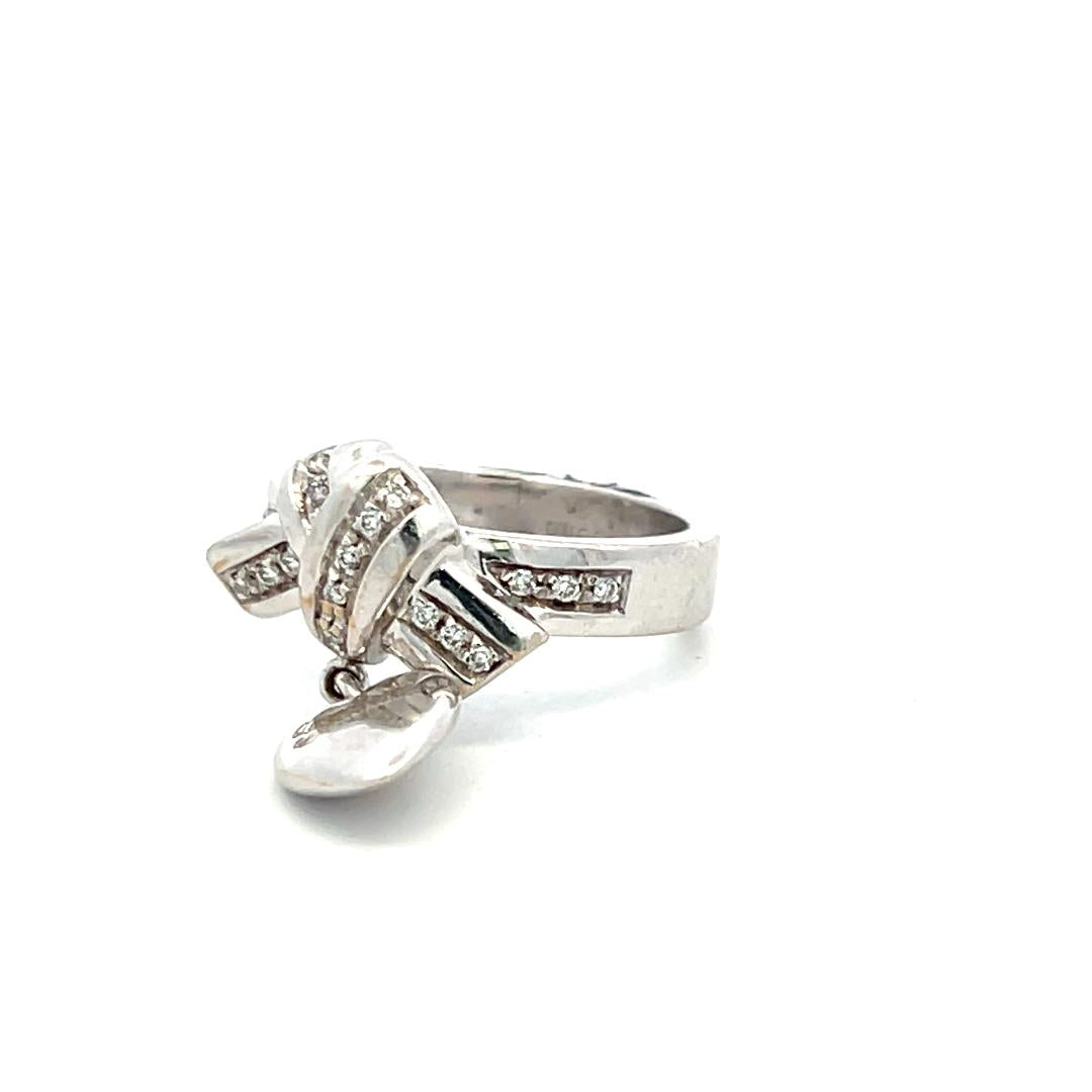 Gucci Vintage 18 Karat White Gold Cocktail Ring 9.53 Grams