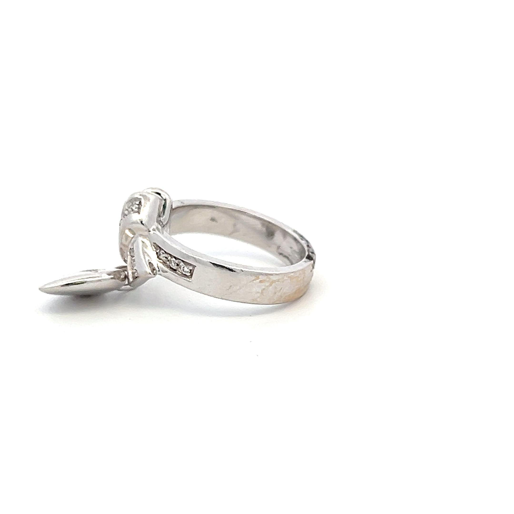 Gucci Vintage 18 Karat White Gold Cocktail Ring 9.53 Grams