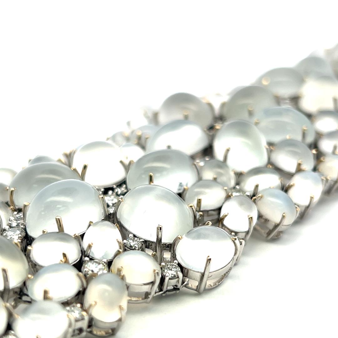 18K White Gold Link Bracelet with 10ct Round G VS Diamonds & Moonstone Gems