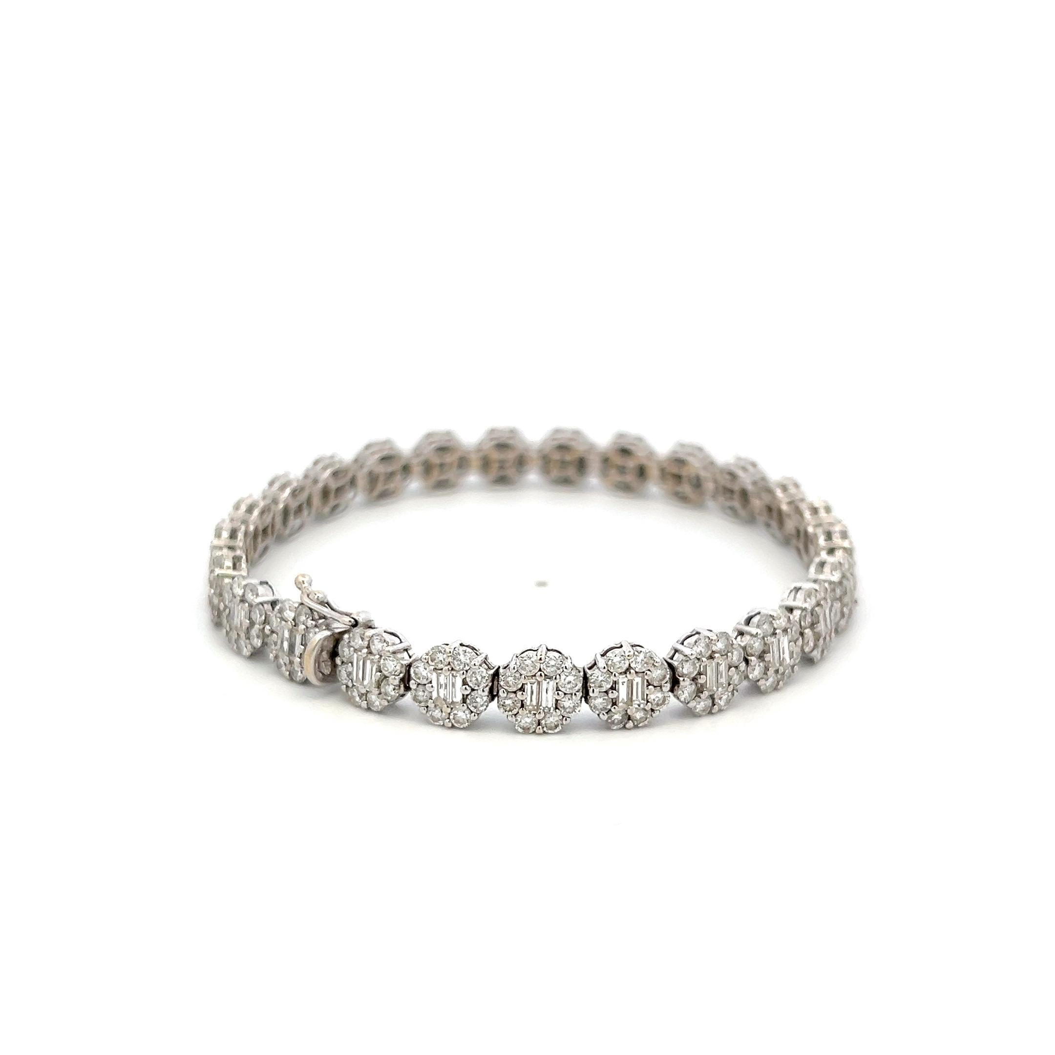 Vintage 18K White Gold Link Bracelet with 3.75ct Round & Baguette H VS Diamonds