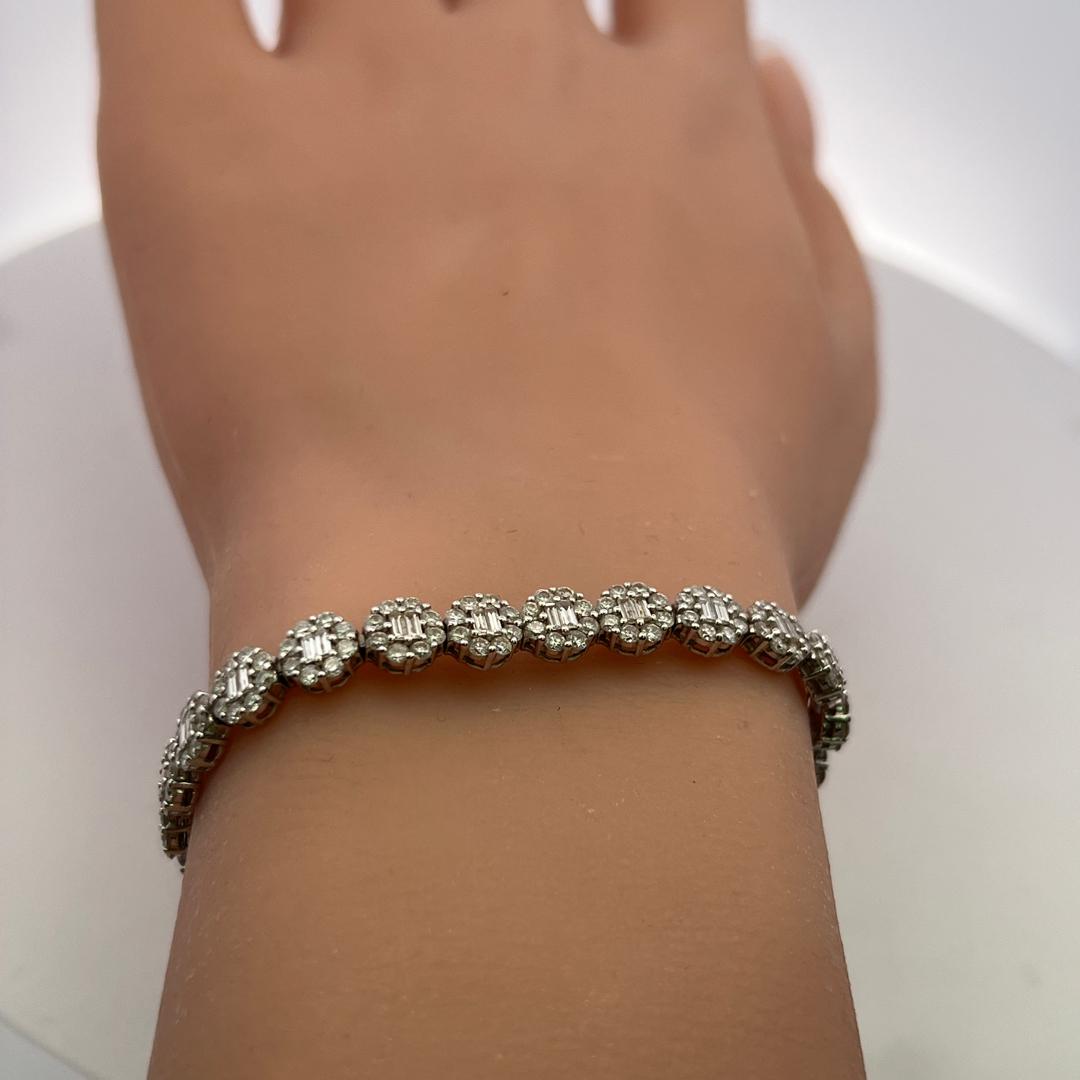 Vintage 18K White Gold Link Bracelet with 3.75ct Round & Baguette H VS Diamonds