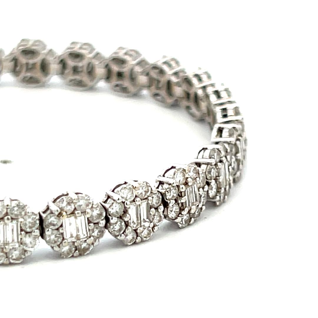 Vintage 18K White Gold Link Bracelet with 3.75ct Round & Baguette H VS Diamonds