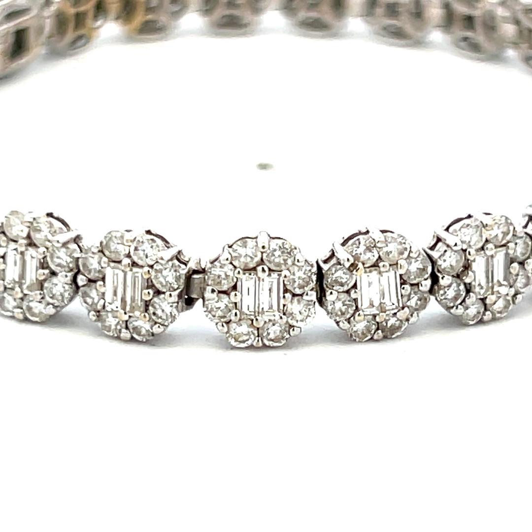 Vintage 18K White Gold Link Bracelet with 3.75ct Round & Baguette H VS Diamonds