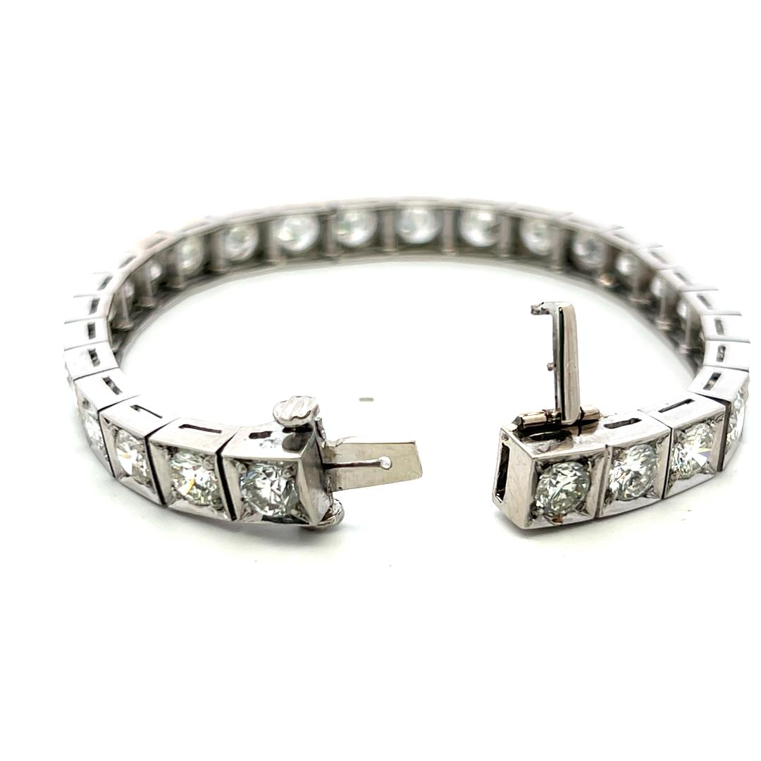 Vintage Style Platinum Tennis Bracelet with 10.64 Carat G VS Diamonds 26.3 Grams