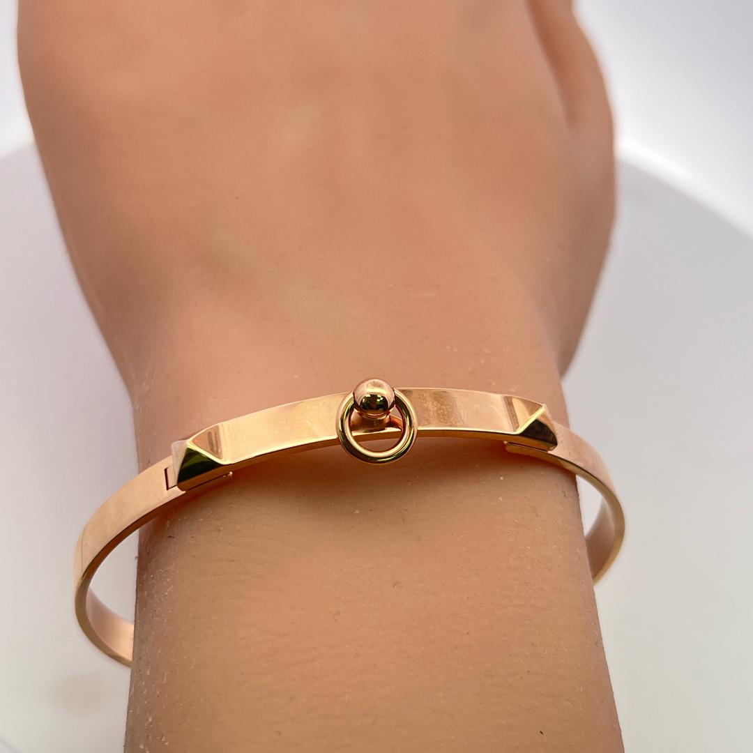 Hermes Vintage 18 Karat Rose Gold Bangle Bracelet 26.6 Grams 7 Inch