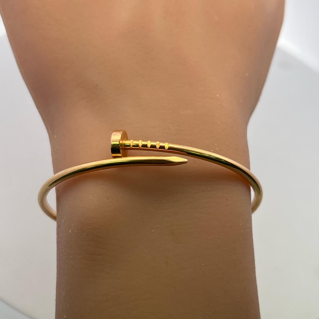 Cartier Vinatege 18 Karat Rose Gold Juste Un Clou Bracelet 9.5 Grams Size 16