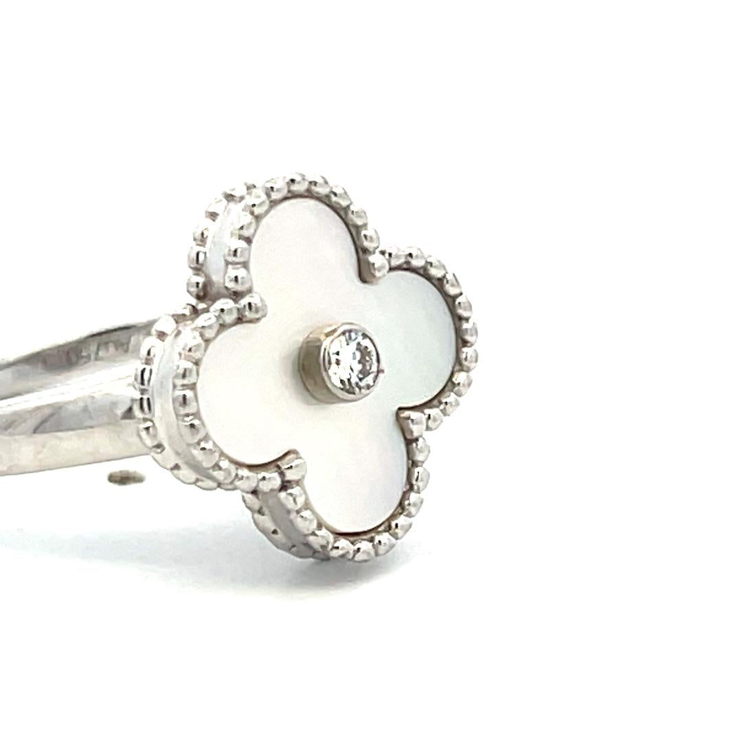 Van Cleef & Arpels 18K WG Cocktail Ring with 0.05ct Round F VS Diamond Size 7