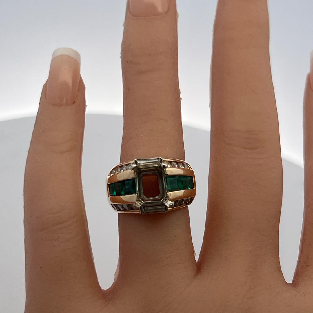 18K Yellow Gold Semi Mount Ring 0.8ct Round Diamonds & 1ct Emerald Fits 9x7mm