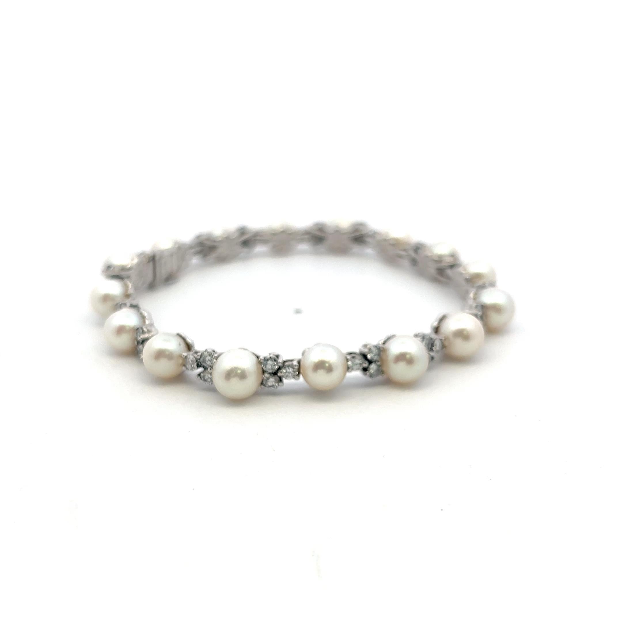 Platinum Link Necklace & Bracelet Set with 4.7ct Round F VS Diamonds & Pearls