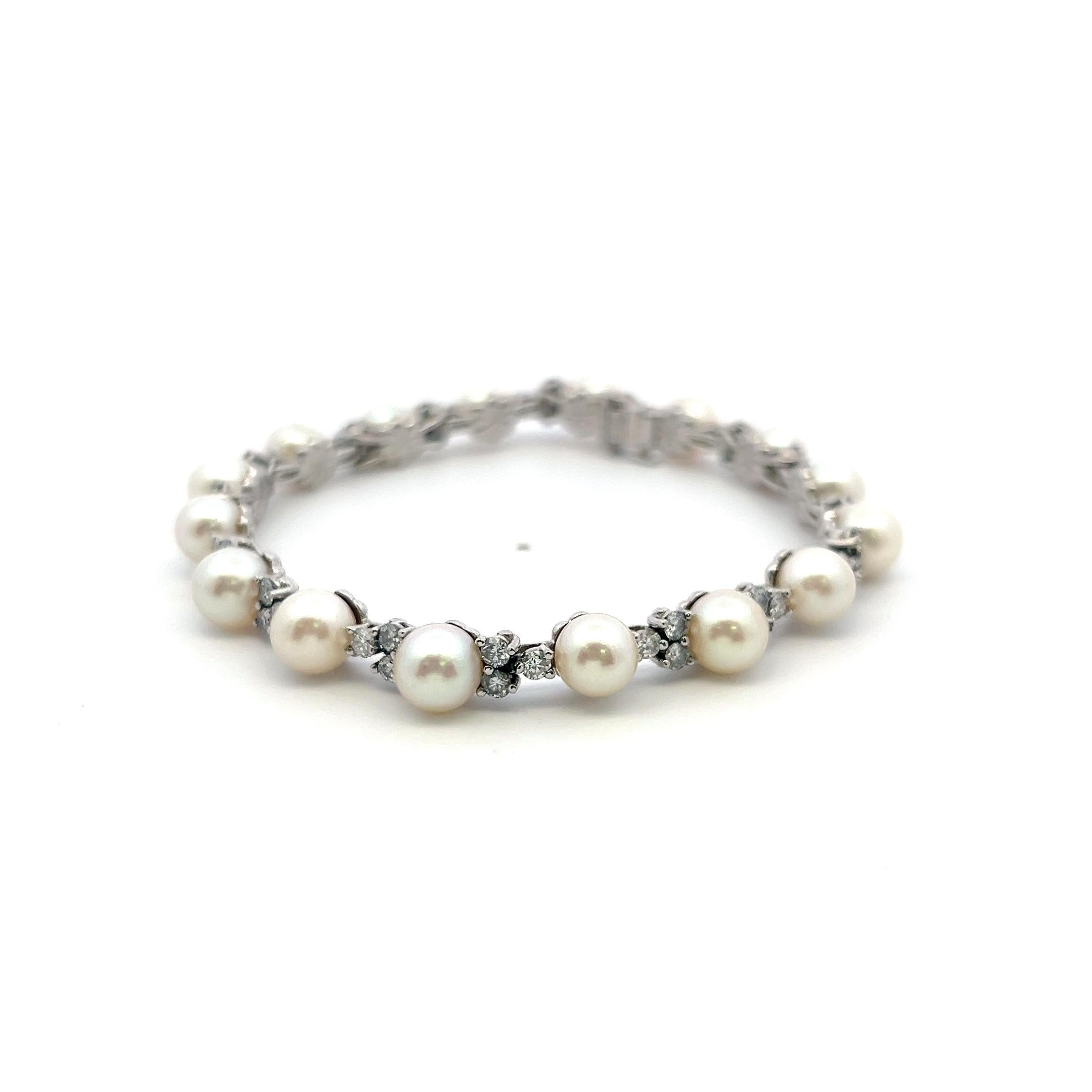 Platinum Link Necklace & Bracelet Set with 4.7ct Round F VS Diamonds & Pearls