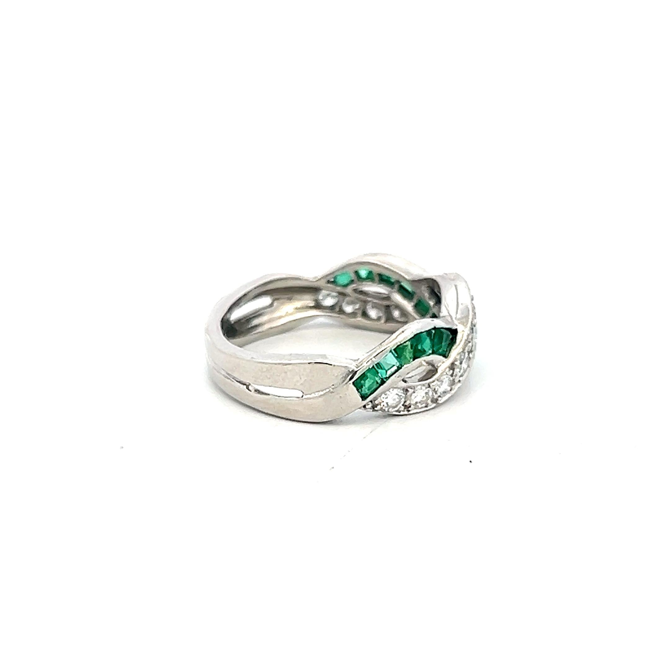 Tiffany & Co Platinum Band Ring 0.33ct Round F VS1 Diamond 0.7ct Emerald Size5.5