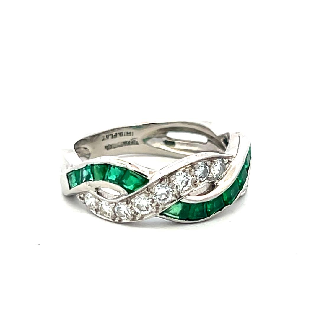 Tiffany & Co Platinum Band Ring 0.33ct Round F VS1 Diamond 0.7ct Emerald Size5.5