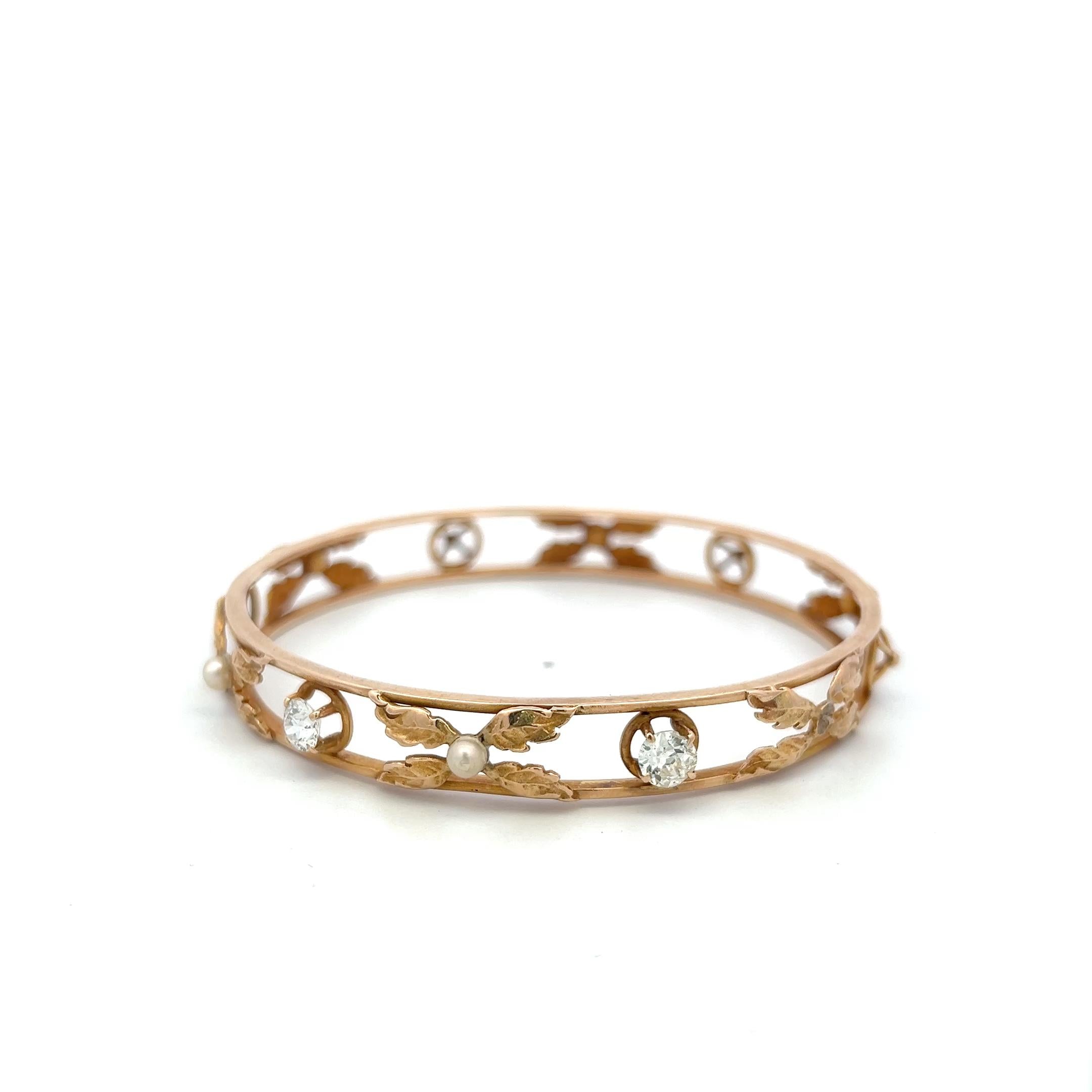 14K Yellow Gold Bangle Bracelet with 1.05 Carat Round H SI Diamonds 3.6mm Pearls