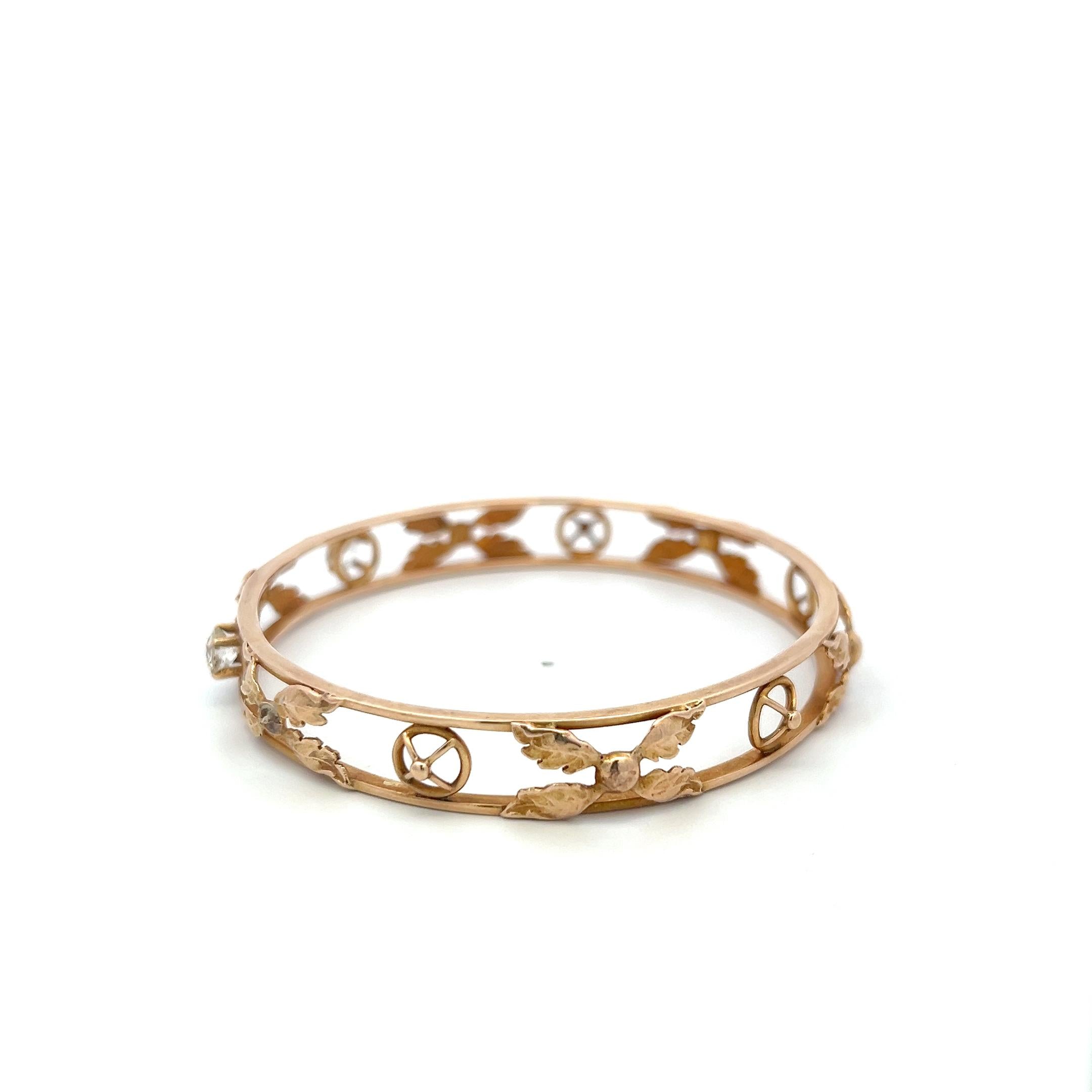 14K Yellow Gold Bangle Bracelet with 1.05 Carat Round H SI Diamonds 3.6mm Pearls