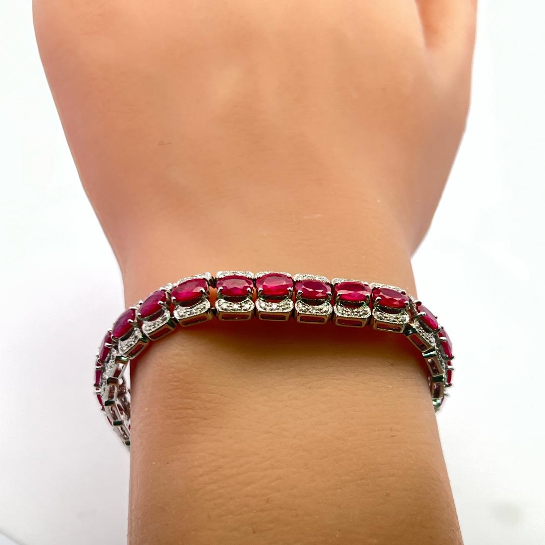 Vintage 18K WG Link Bracelet with 1.4 Carat Round Diamond & 11.2 Carat Ruby