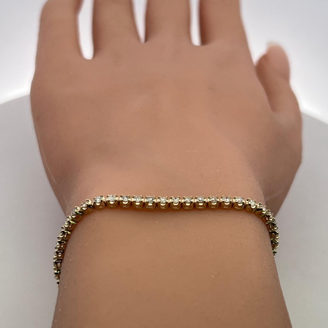 Vintage 14K Yellow Gold Tennis Bracelet with 1.45 Carat Round Diamonds 7 Inch