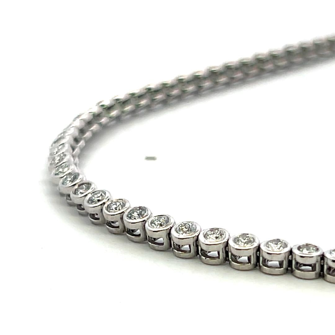 Vintage 14K White Gold Tennis Bracelet with 1.92 Carat Round Diamonds 9.51 Grams