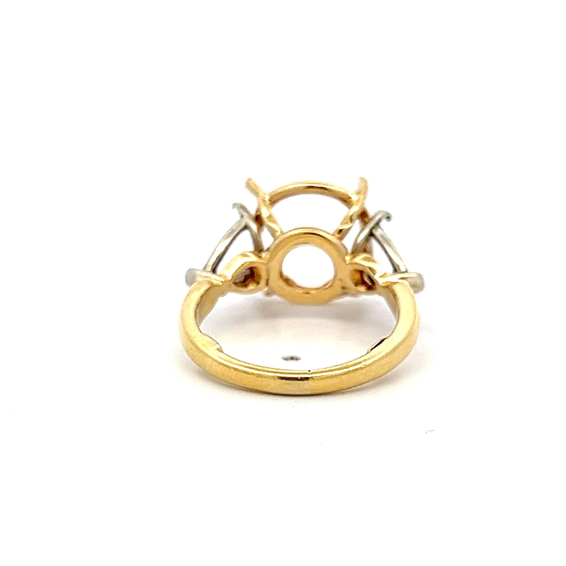 18 Karat Yellow Gold Semi Mount Ring Fits 11.6x9.8 MM Size 5.5