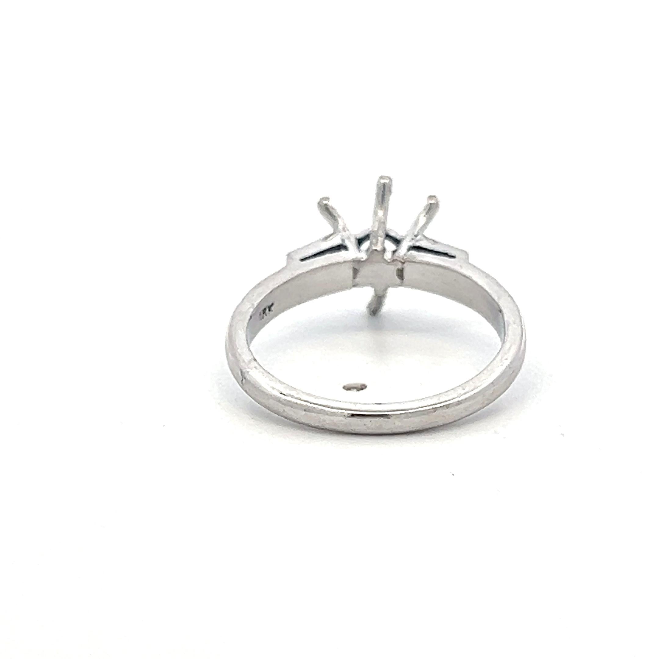 18K White Gold Semi Mount Ring with 0.2ct Baguette Diamonds Fits 8.2 MM 2.00ct+
