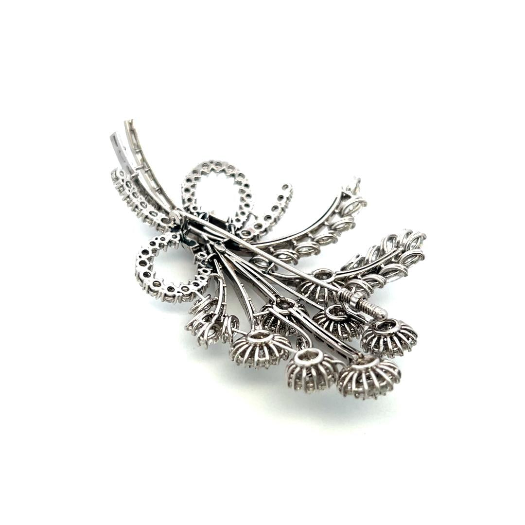 Vintage Platinum Pin Brooch with 10.5 Carat Round G VS Diamonds