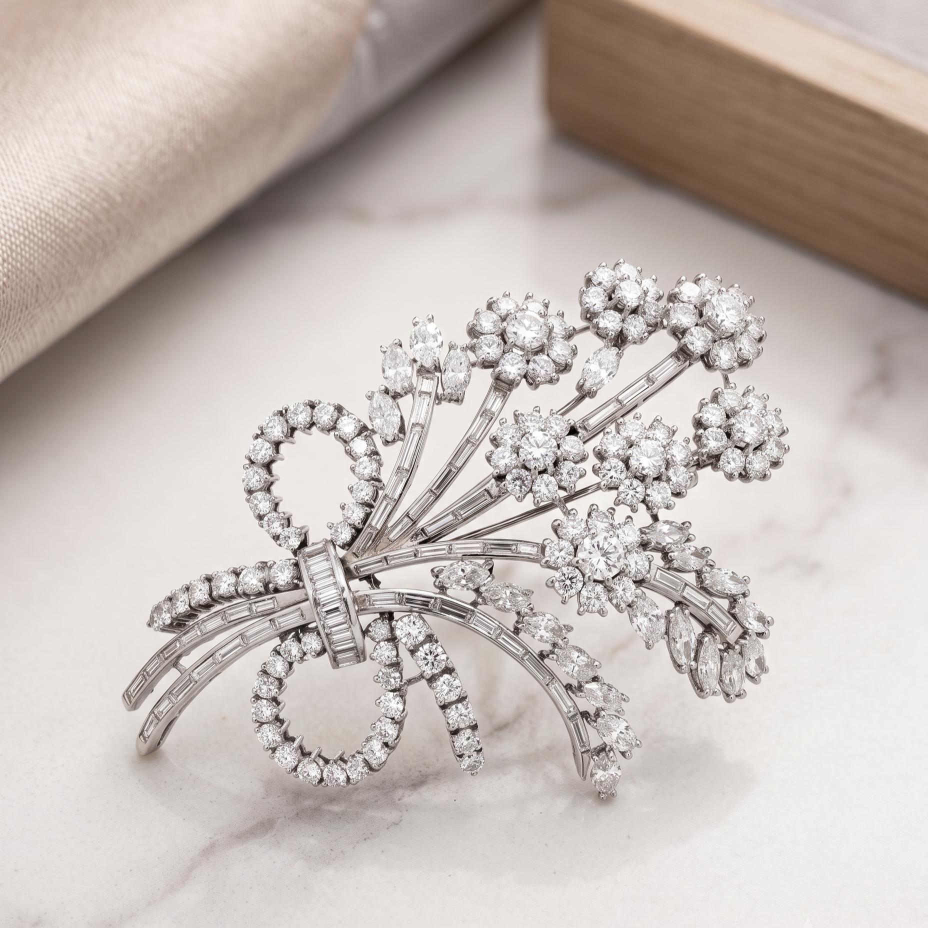 Vintage Platinum Pin Brooch with 10.5 Carat Round G VS Diamonds