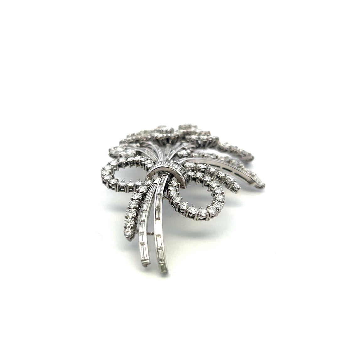 Vintage Platinum Pin Brooch with 10.5 Carat Round G VS Diamonds