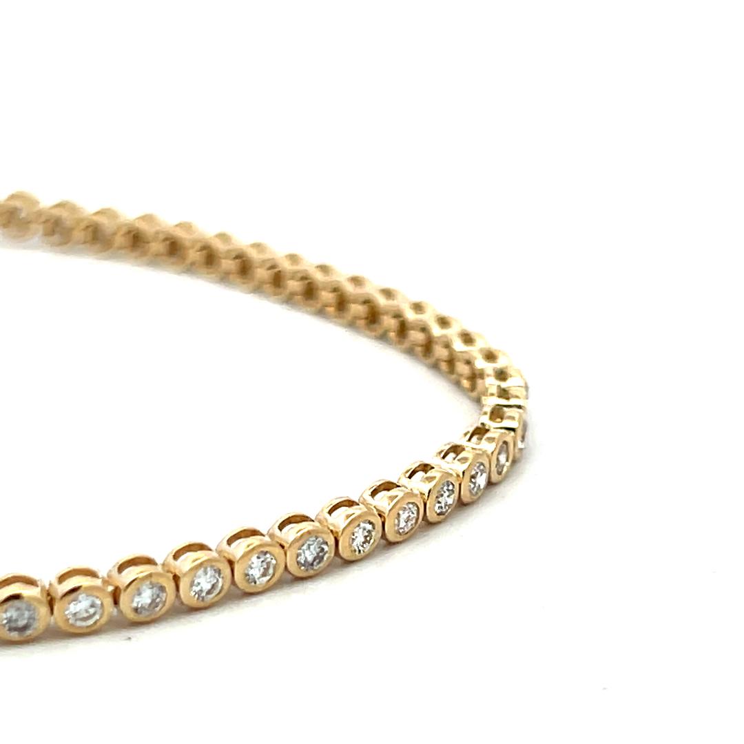 14K Yellow Gold Tennis Bracelet with 1.65 Carat Round H VS Diamonds