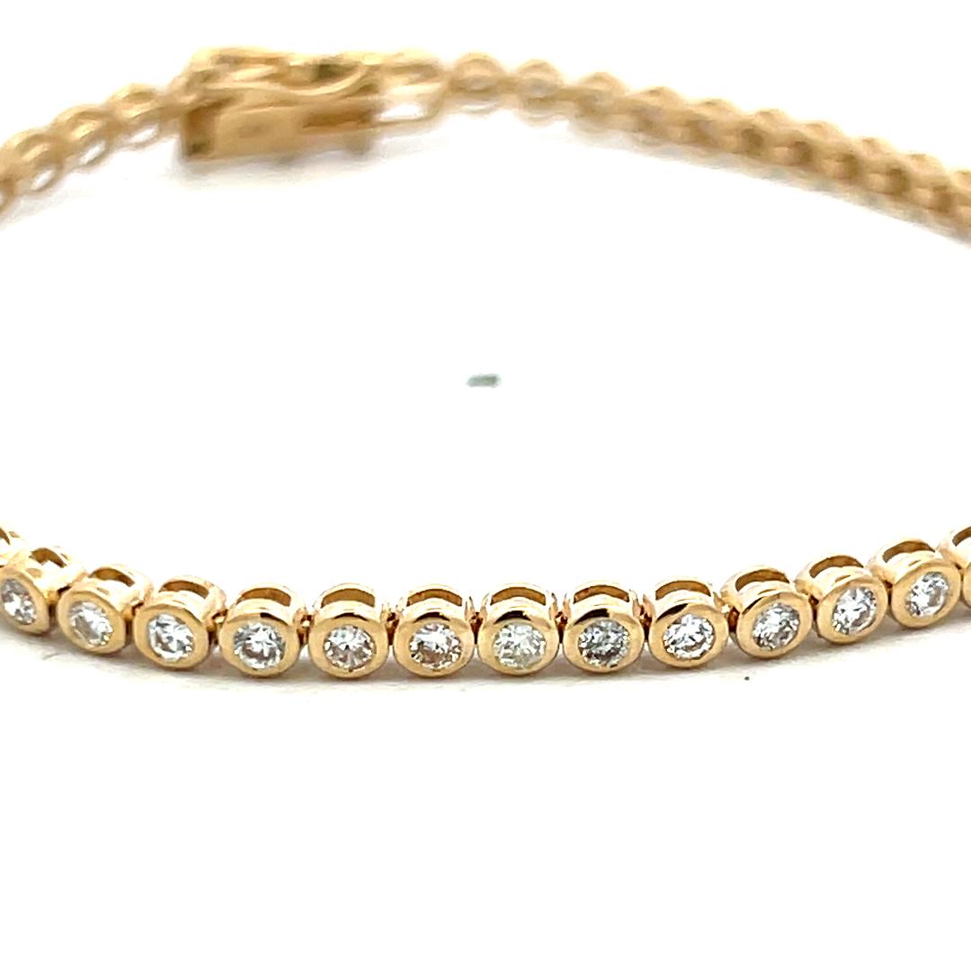 14K Yellow Gold Tennis Bracelet with 1.65 Carat Round H VS Diamonds