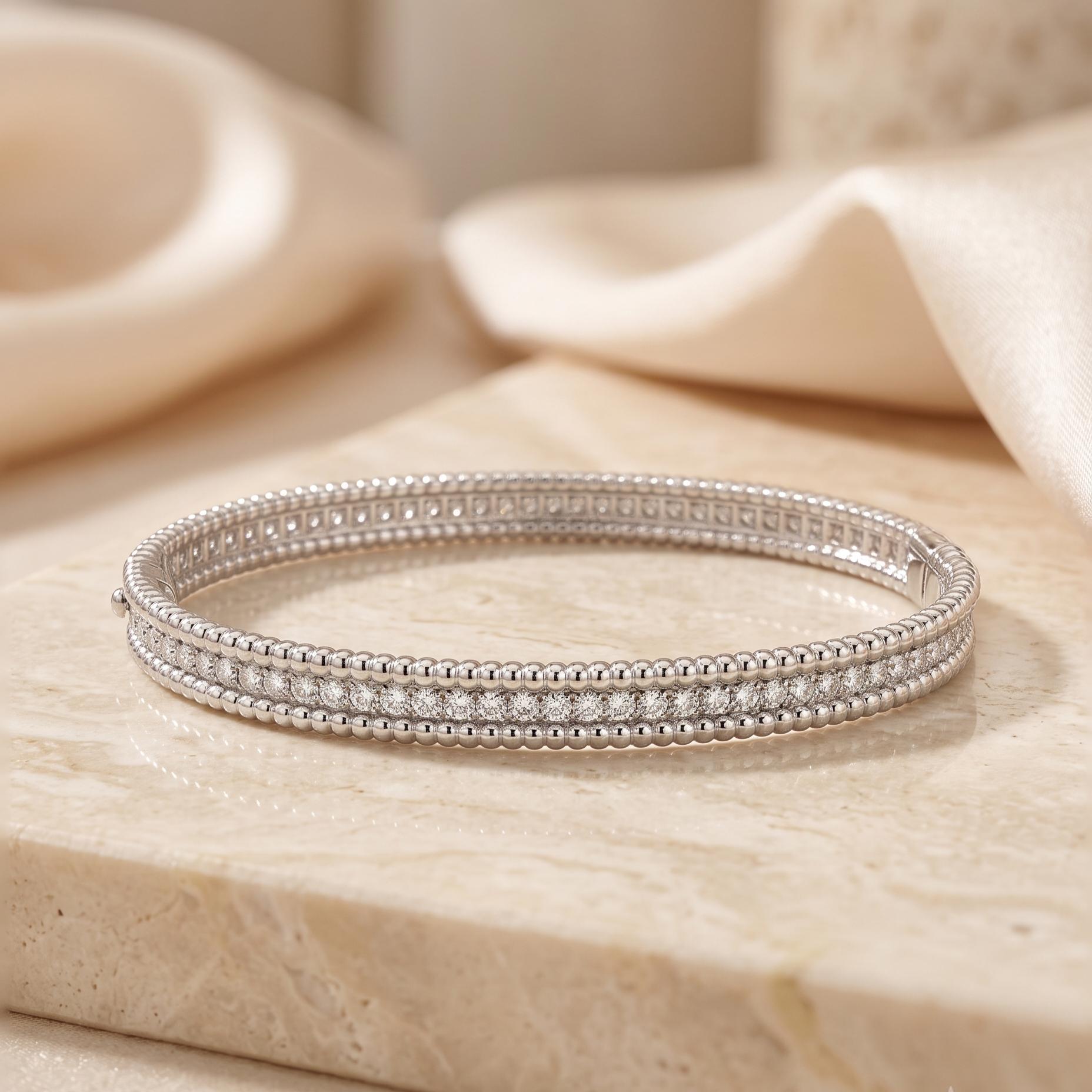Van Cleef & Arpels 18K WG Bangle Bracelet with 2.52ct Round Diamonds Size 6.5