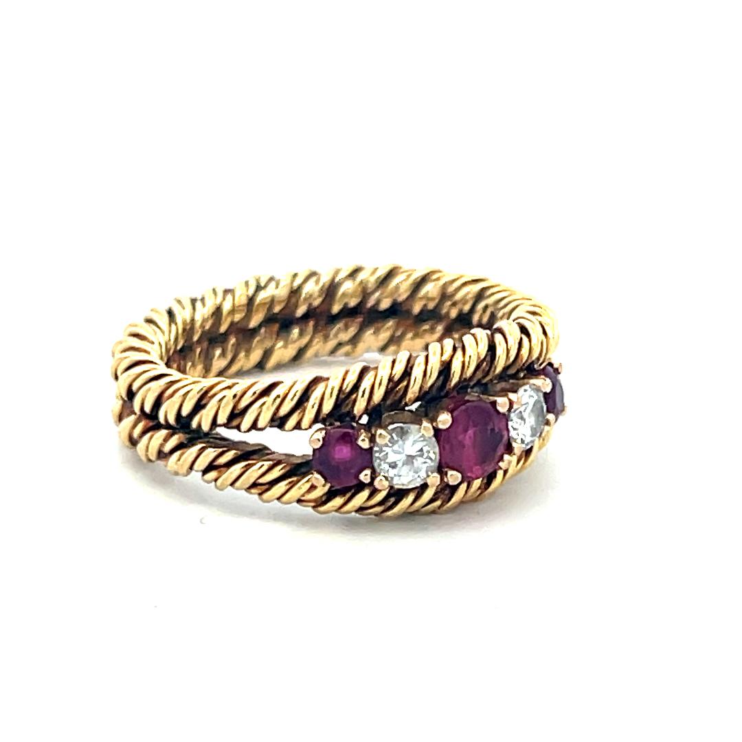Estate 18K YG Band Ring with 0.2 Carat Round Diamonds & 0.3 Carat Ruby Size 6
