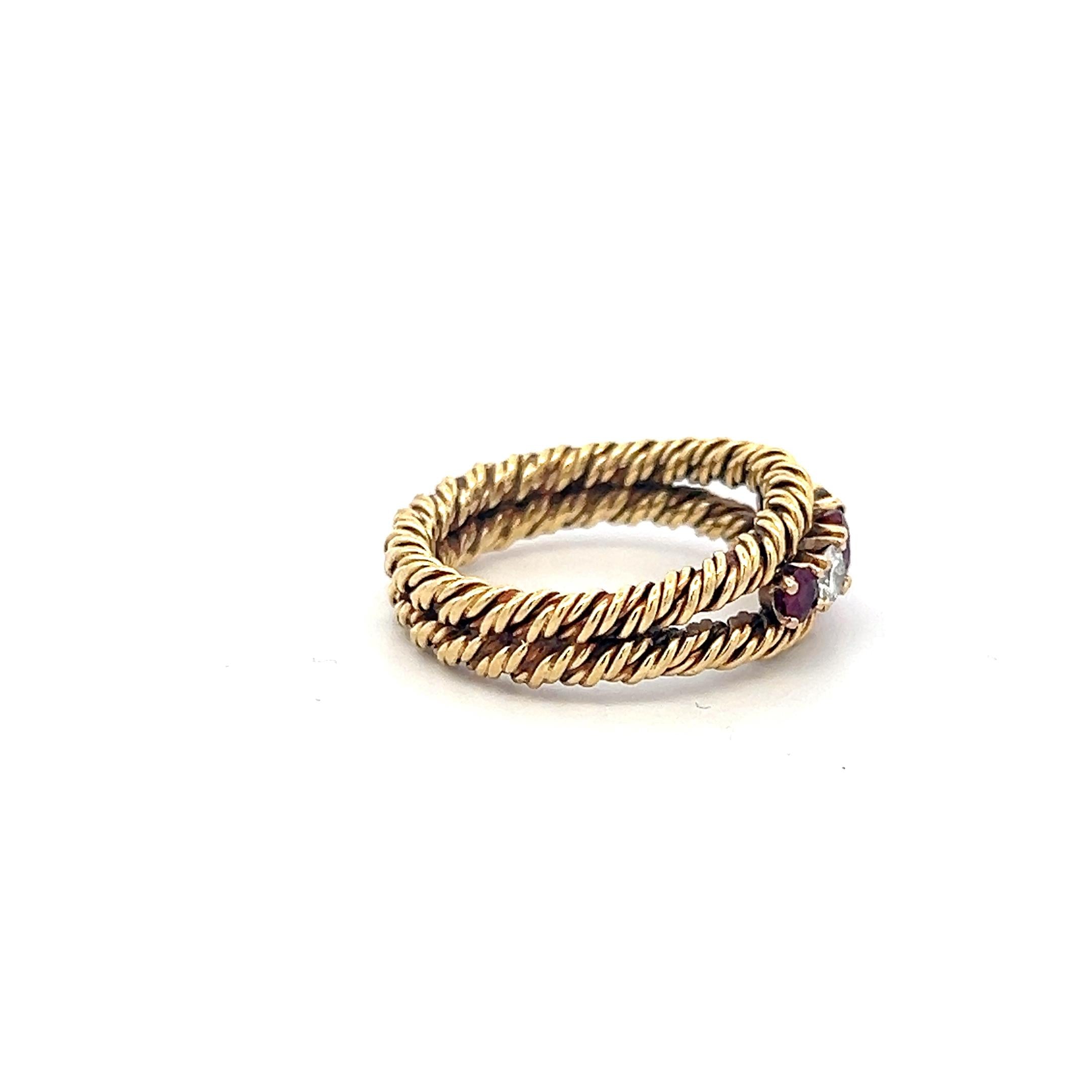 Estate 18K YG Band Ring with 0.2 Carat Round Diamonds & 0.3 Carat Ruby Size 6