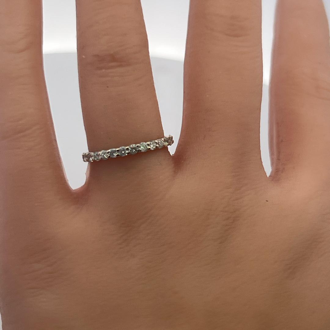 18K White Gold Eternity Band Ring with 0.95 Carat Round H SI Diamonds Size 6.5