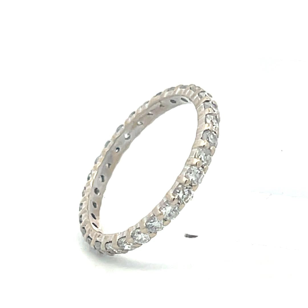 18K White Gold Eternity Band Ring with 0.95 Carat Round H SI Diamonds Size 6.5