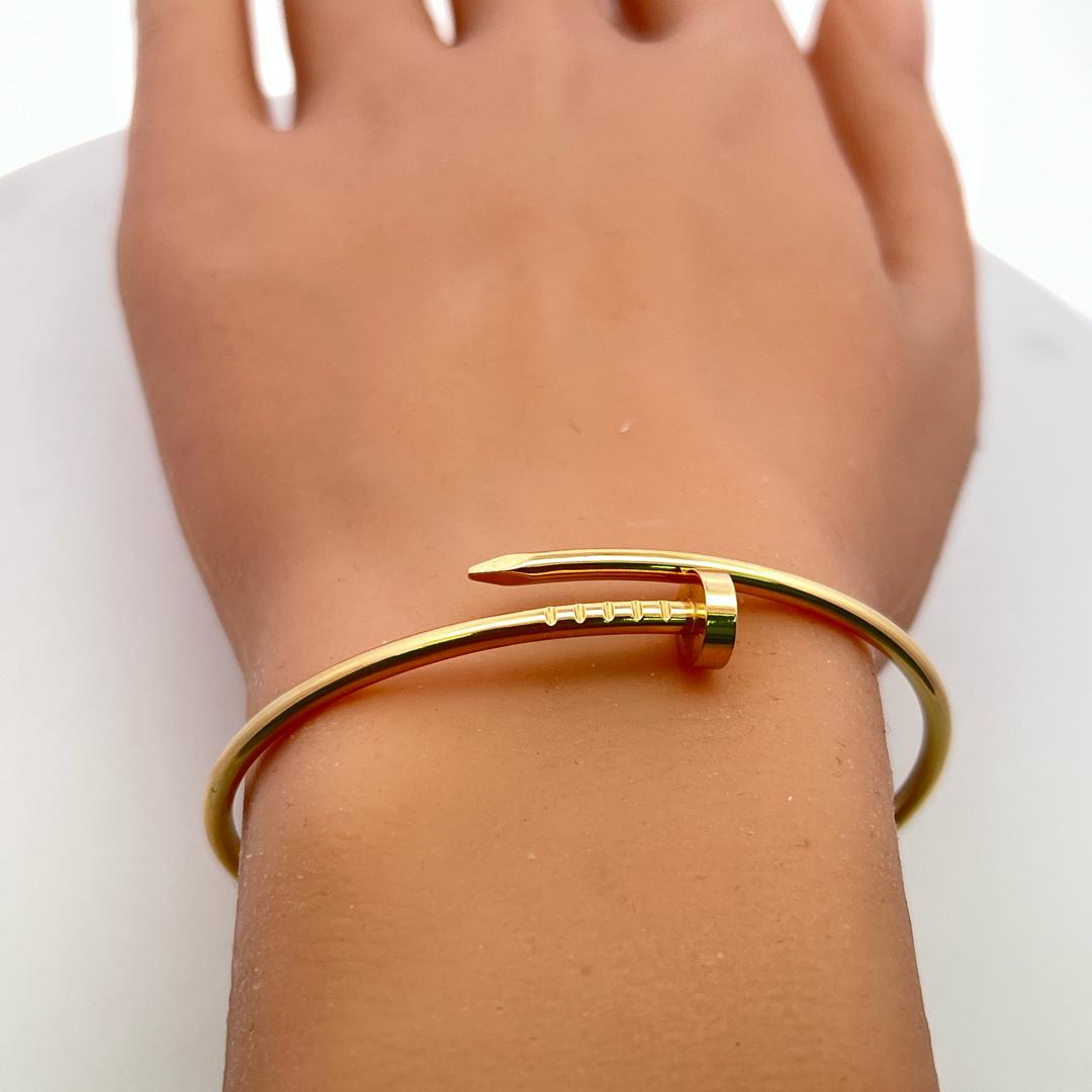 Cartier Vintage 18K Yellow Gold Juste Un Clou Bracelet Size 17 with Certificate