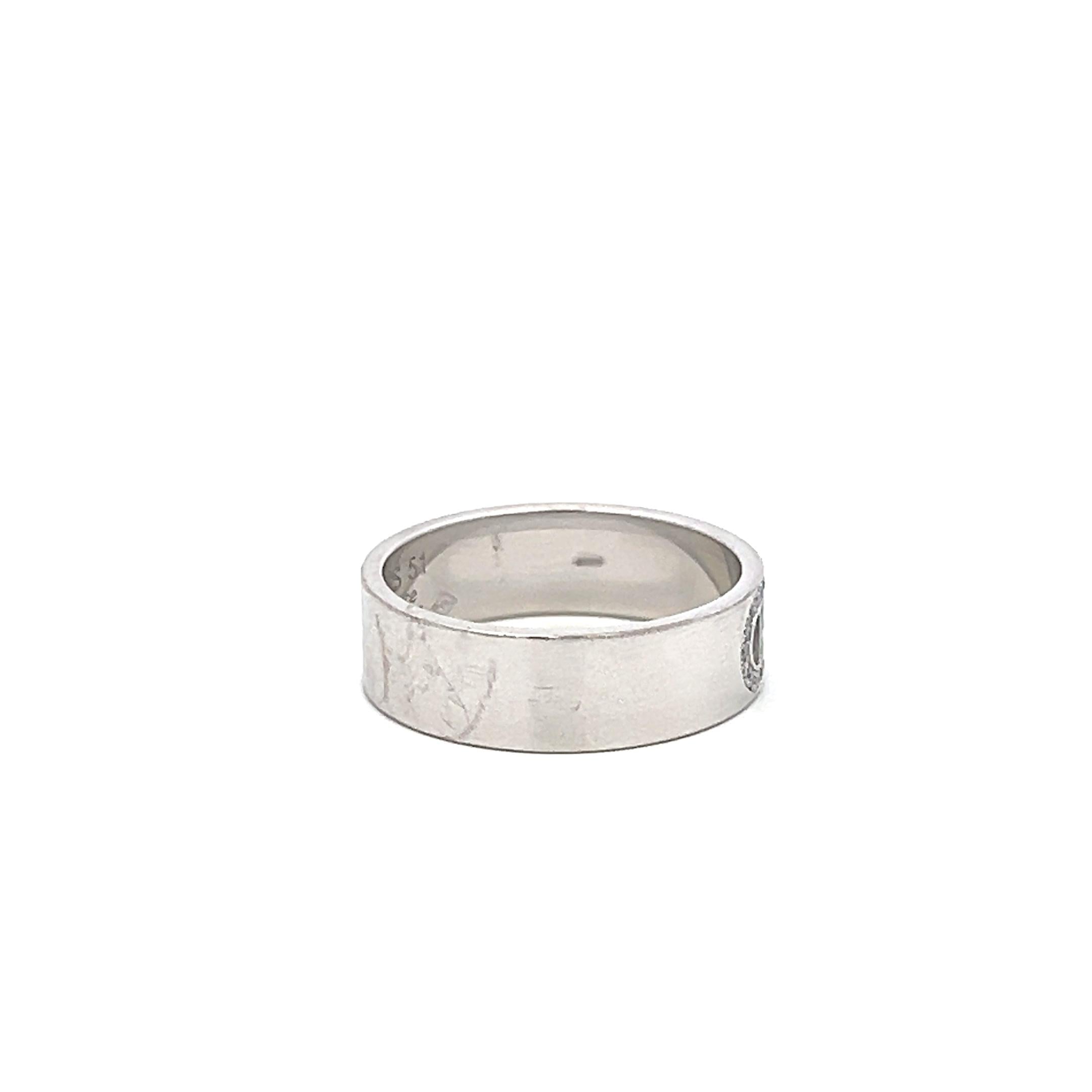 Vintage 18K White Gold Band Ring with 0.07 Carat Round G VS Diamonds Size 5.75