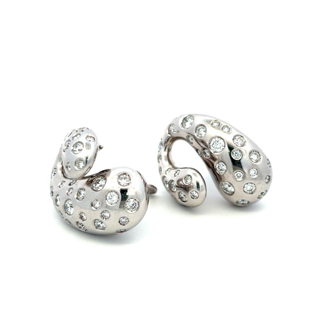 De Grisogono 18K White Gold Clip-On Earrings with 6.18 Carat Round F-VS Diamonds