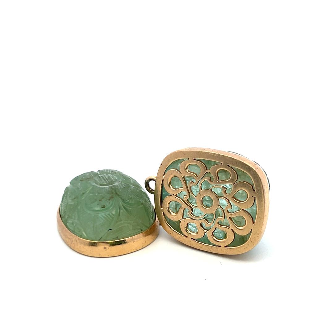 Vintage 14 Karat Yellow Gold Pin Brooch with 20x23 MM Carved Emerald
