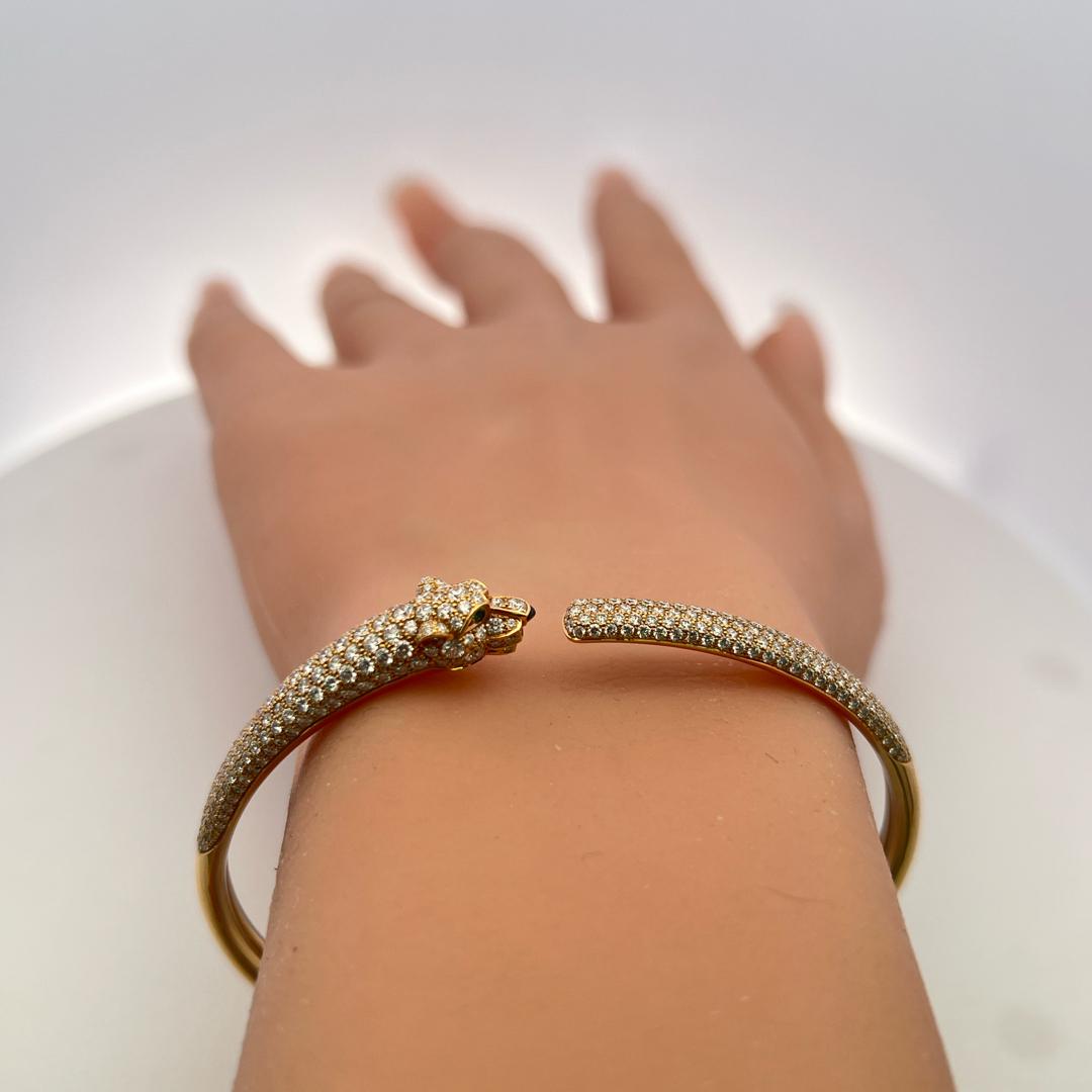 Cartier 18K Yellow Gold Panthere Bangle Bracelet 3ct Round Diamonds Emerald