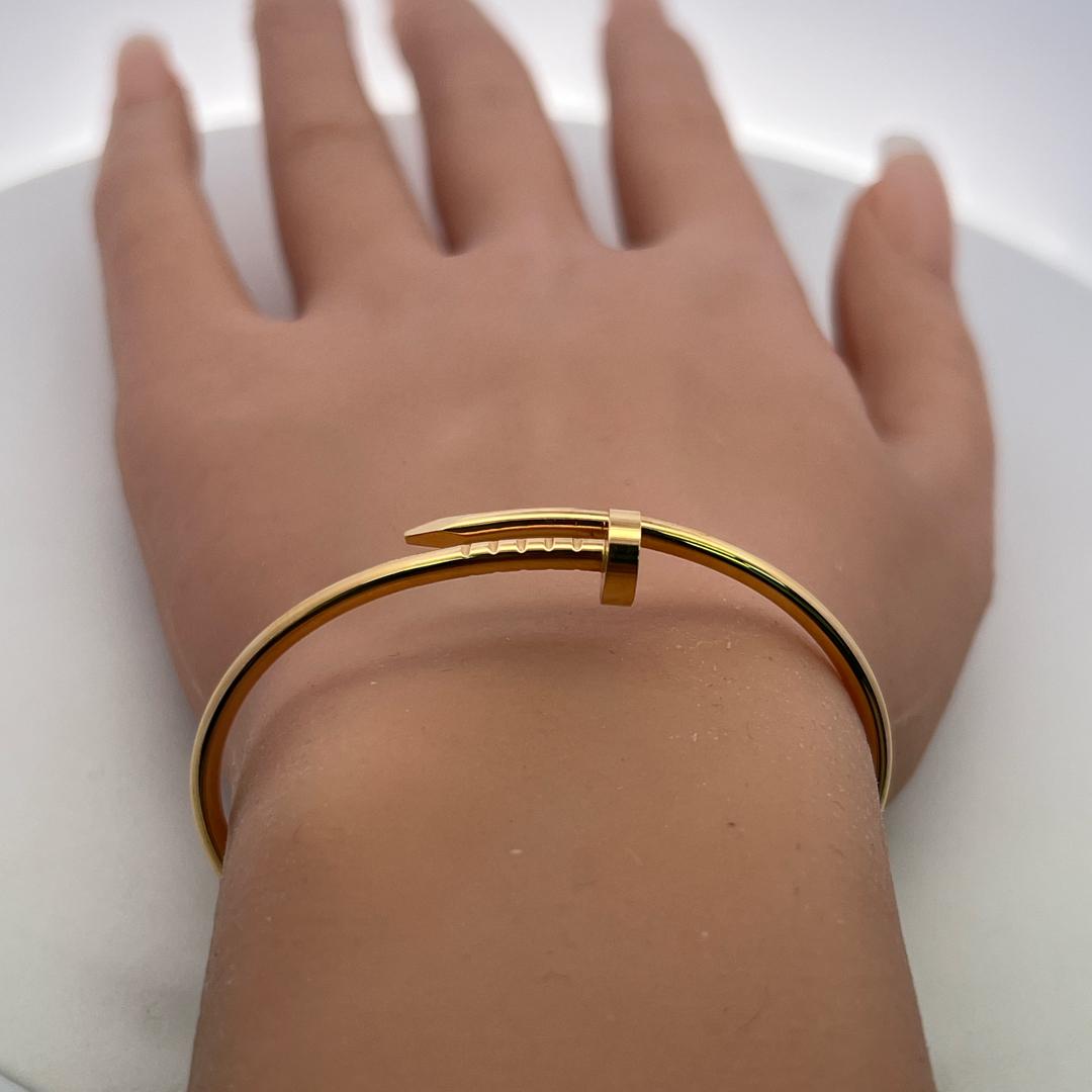 Cartier Vintage 18K Yellow Gold Juste Un Clou Bracelet 2.5MM Size 15