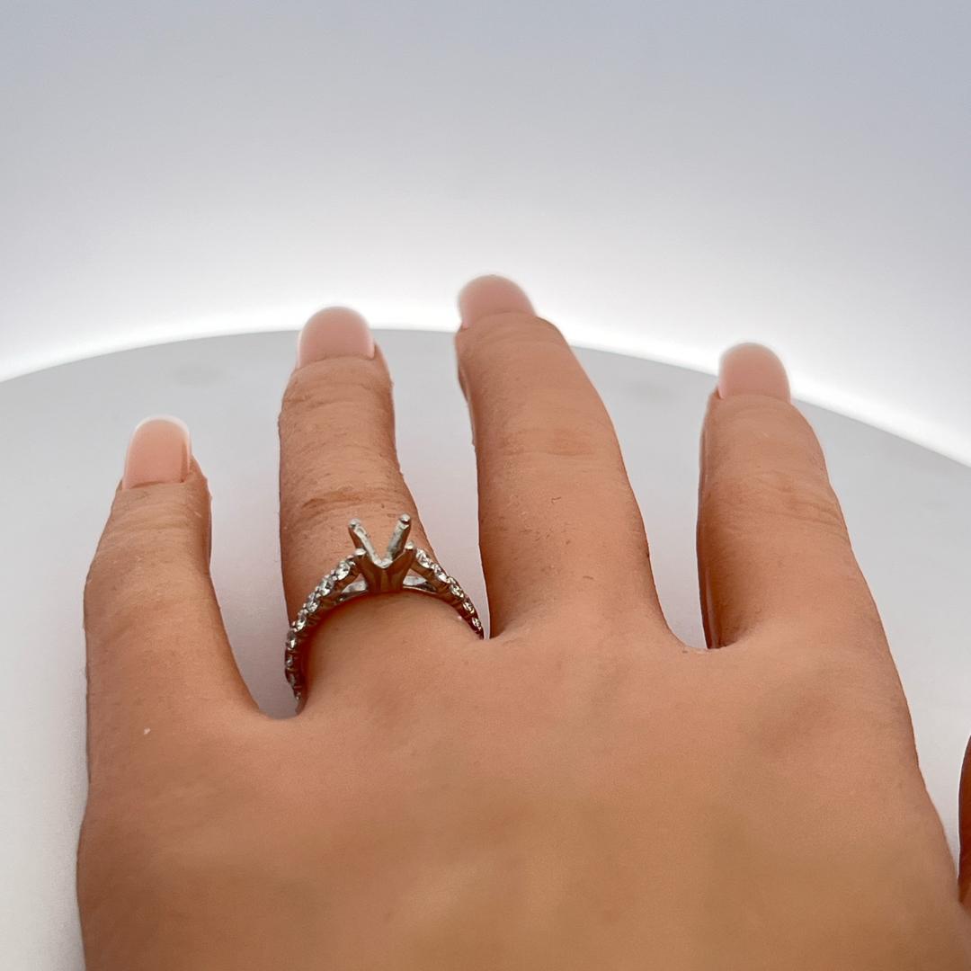 18K White Gold Semi Mount Ring with 0.9 Carat Round G VS Diamonds Fits 6.5mm 1ct