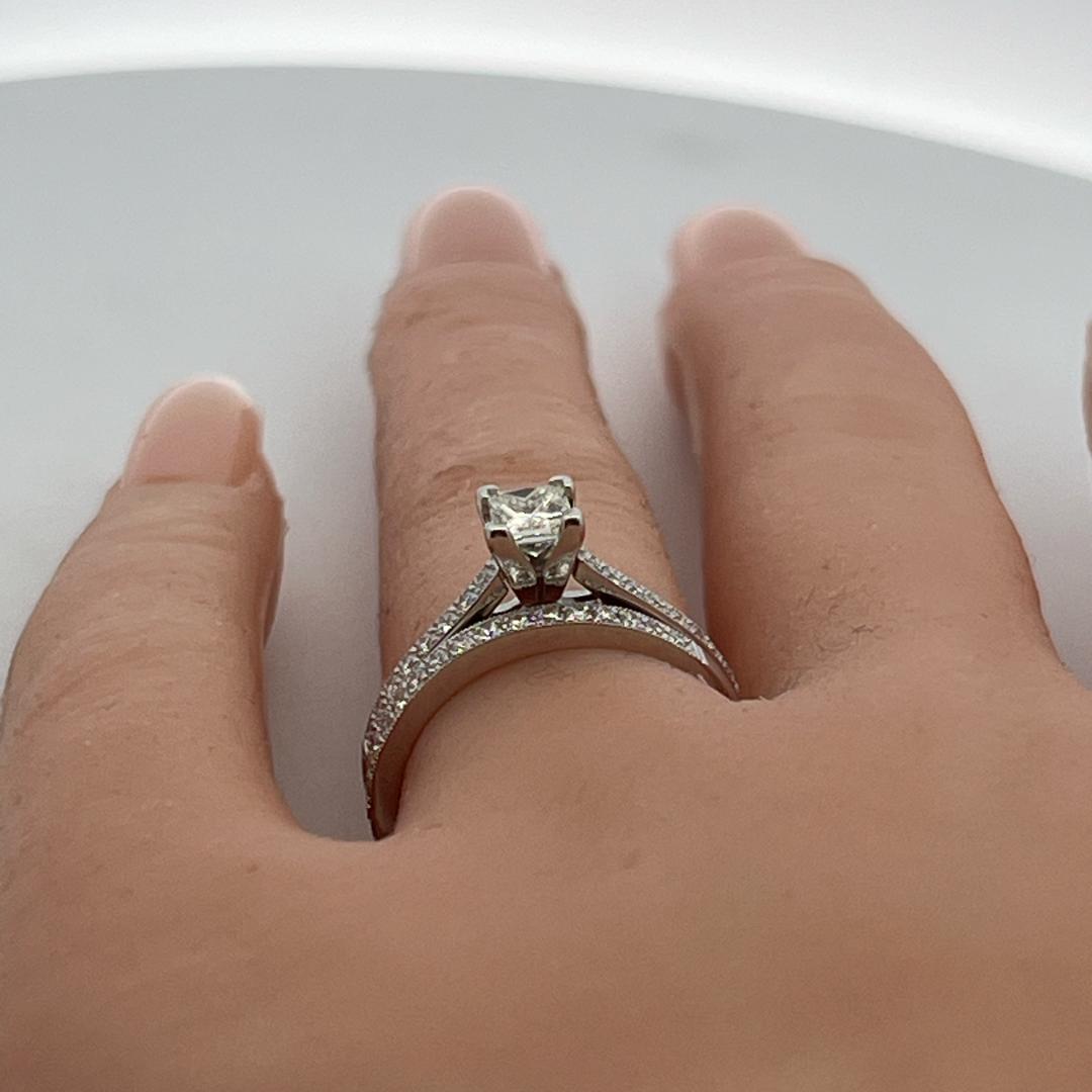 14K White Gold Engagement Ring 0.67ct Princess & Round Cut Diamonds Size 6.25