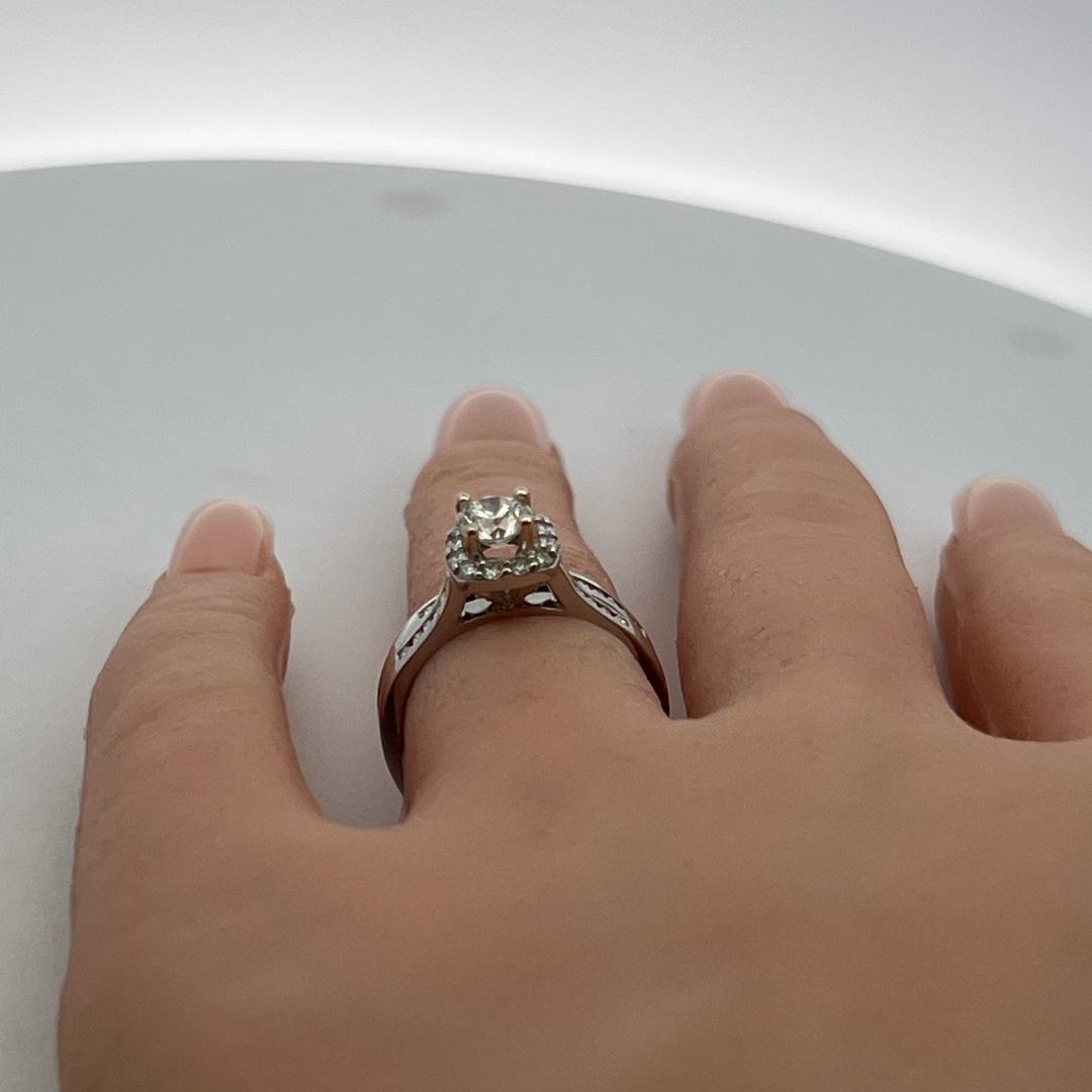 Vintage 14K White Gold Engagement Ring with 1.05ct Round Diamonds Size 6