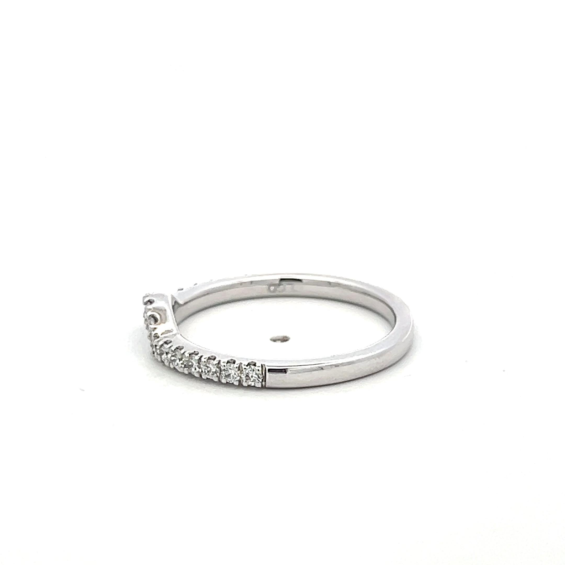 14K White Gold Band Ring with 0.25 Carat Lab-Grown Round Diamonds Size 7