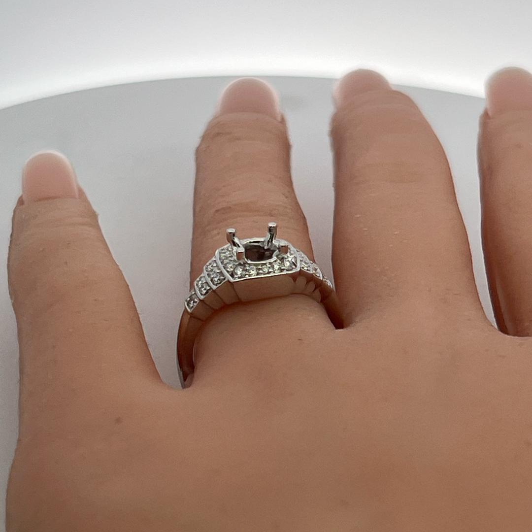18K White Gold Semi Mount Ring with 0.38ct Round Diamonds Fits 6.1mm 0.80ct+