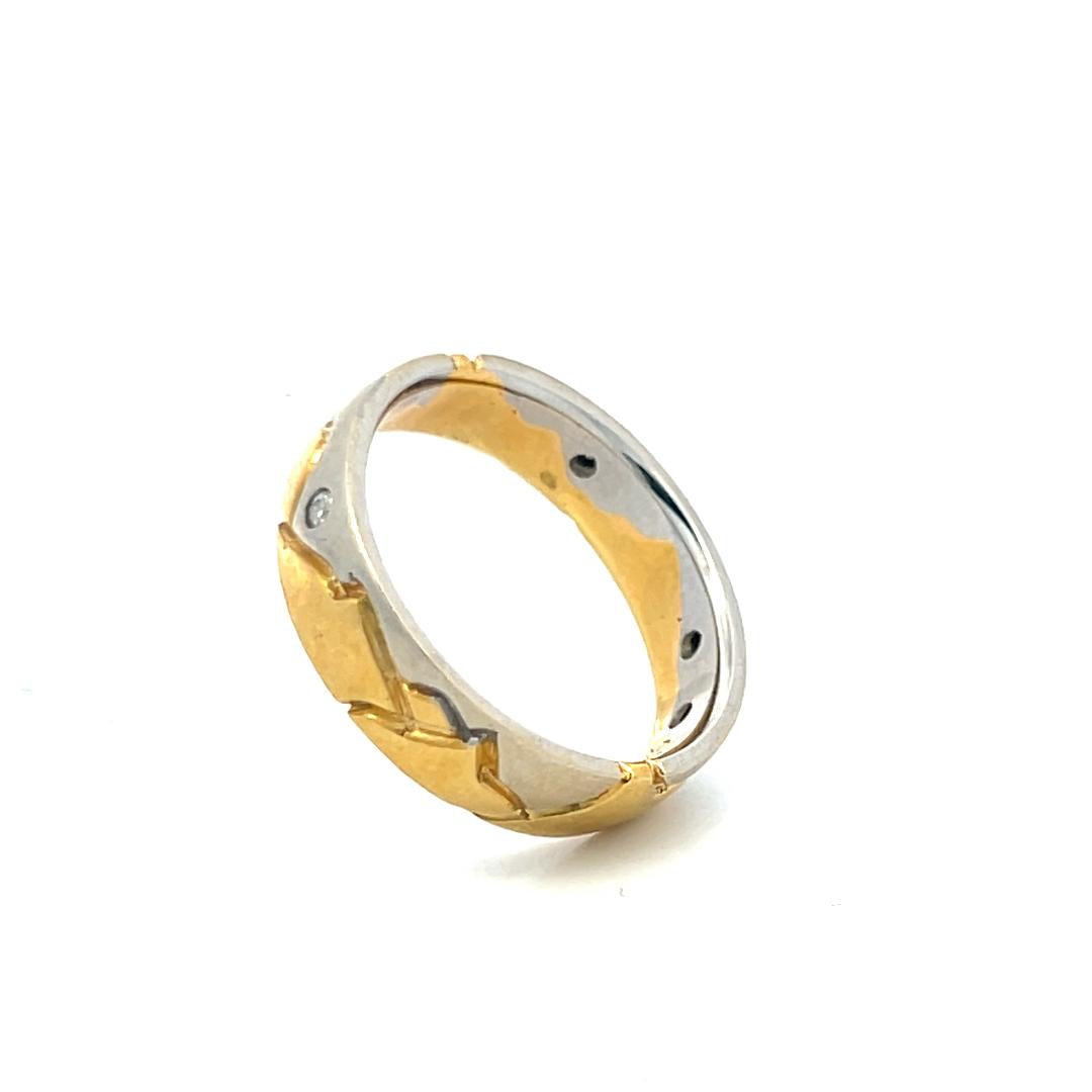 Vintage 18K Two Tone Gold-Platinum Band Ring 0.03 Carat Round Diamonds Size 8.5