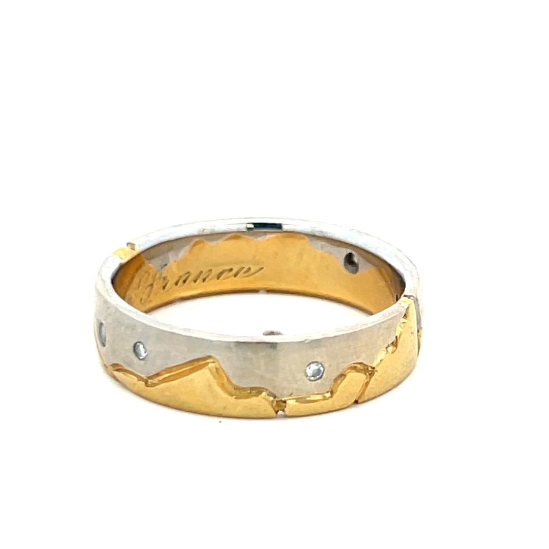 Vintage 18K Two Tone Gold-Platinum Band Ring 0.03 Carat Round Diamonds Size 8.5