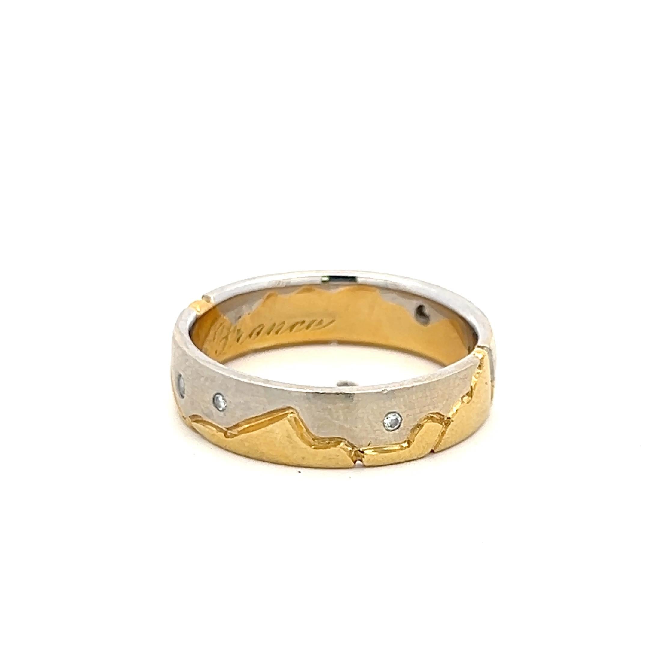 Vintage 18K Two Tone Gold-Platinum Band Ring 0.03 Carat Round Diamonds Size 8.5